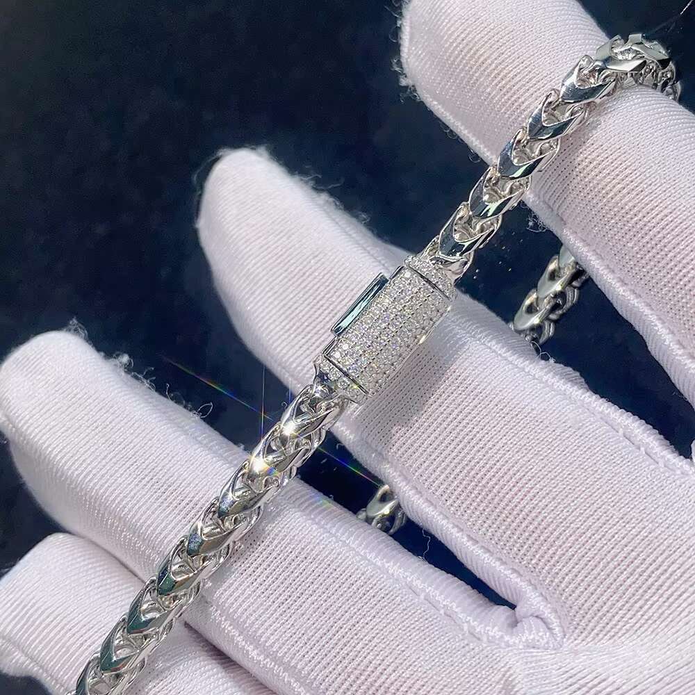 Hip Hop Link Chain Moissanite New Design 925 Silver Gold Plated Cuban Link Chain VVS Moissanite Cuban Bracelet