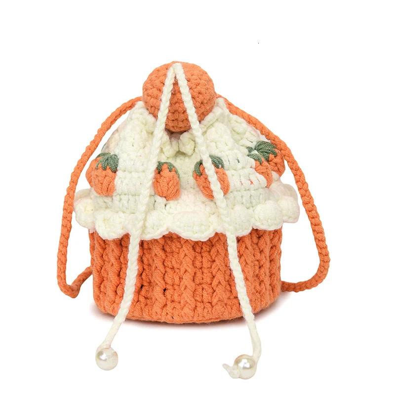 Women Strawberry Cake Knitted Shoulder Bag Cute Crochet Tote Bag Creative Mini Handbag Handwoven Beach Bag Woven Hobo Bag R251110