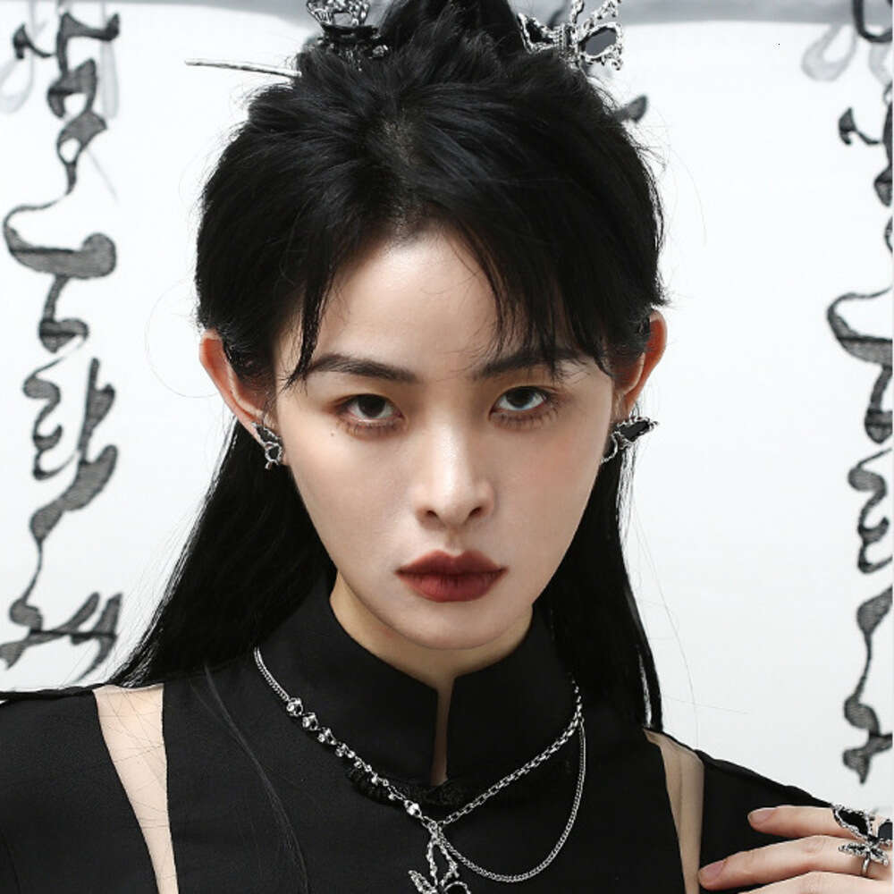 Black Star Butterfly for Women Dark Cool Girl Hot Sale New Chinese Style Stud Earrings High Quality Ear Jewelry Wholesale