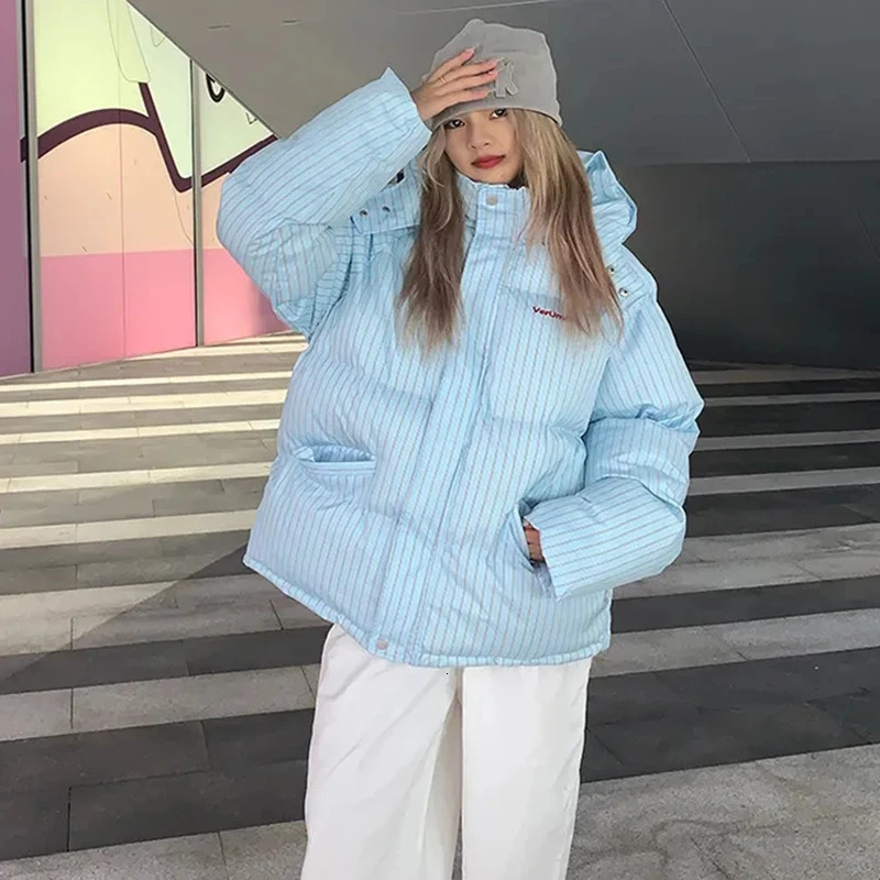 Overcoat 2025 Fashion Temperament Striped Warm Hooded Womens Quilted Cotton Coat Winter Loose Casual Women Cotton Coat H250 251107