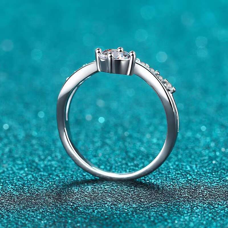 2024 New Cross-border Trend Rings Jewelry Women Creative Design Moissanite Ring Light Luxury 925 Sterling Silver Rings