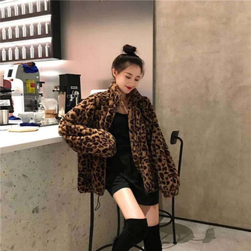 Leopard Winter Coats Women Streetwear Vintage Thicken Imitation Mink Veet Outwear Loose Casual Zipper Hotsweet Haruku Tops