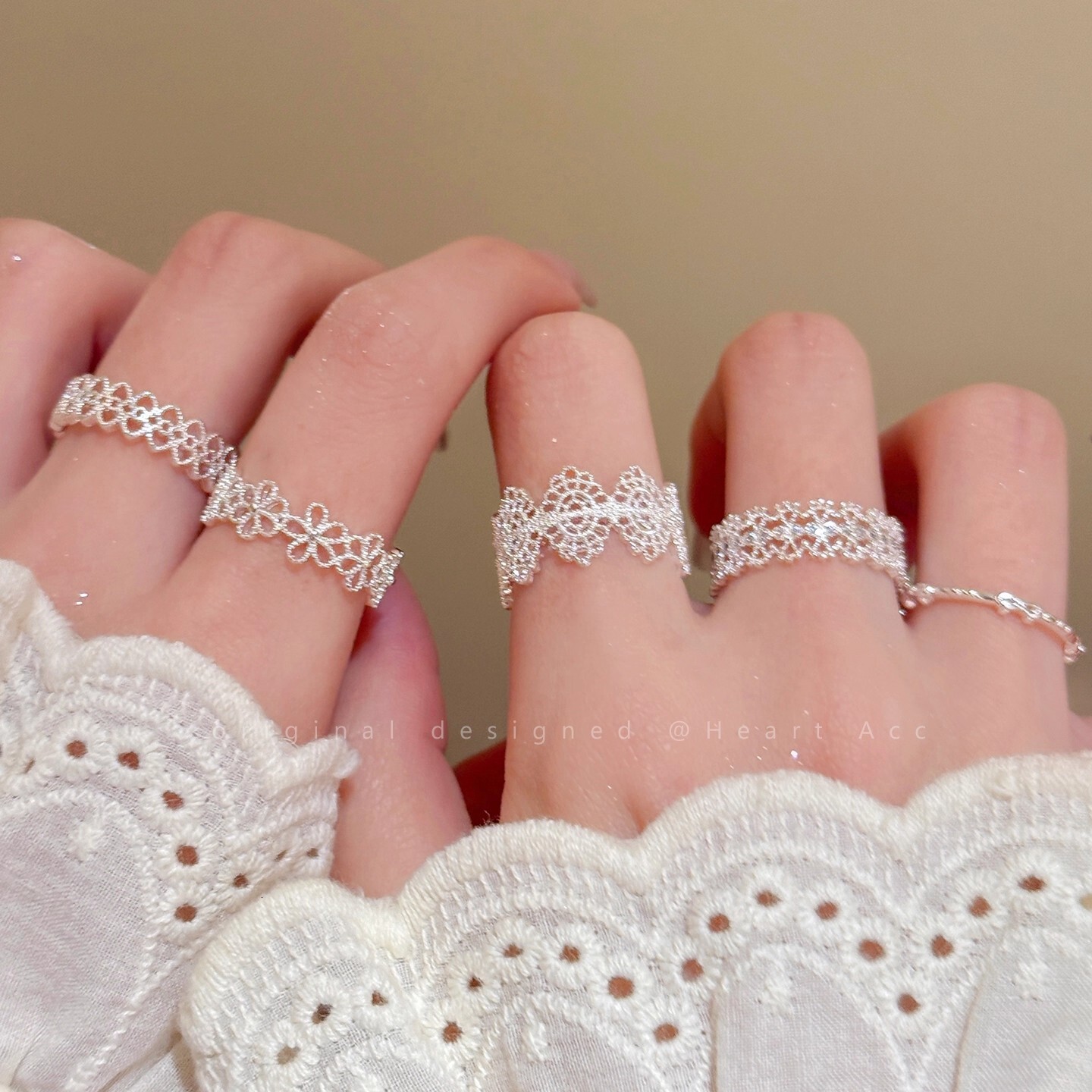 Designer Ring Palace Style Lace Edge Zircon Open Ring For Women Light Luxury Niche Fashion Ring High-end Index Finger Ring Versatile Elegant Ring