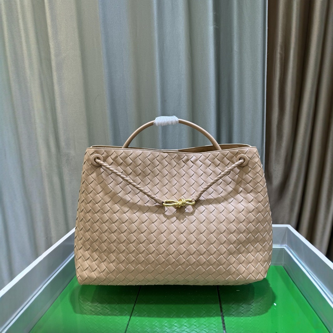 Designer New Woven Leather Tote Bag Genuine Leather Shoulder Designer Handbag Handbag Large Capacity Vintage Cross-border Bag