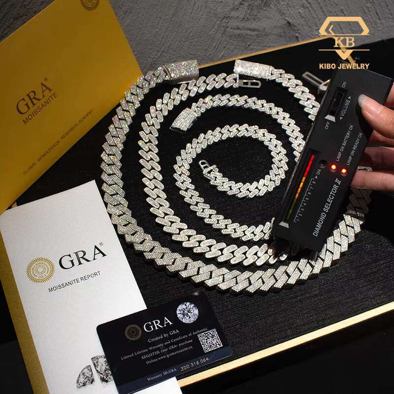 Iced Out Two Tone VVS Necklace Sterg Sier and Rose Gold Plated Big Huge 18mm Moissanite Cuban k Chain