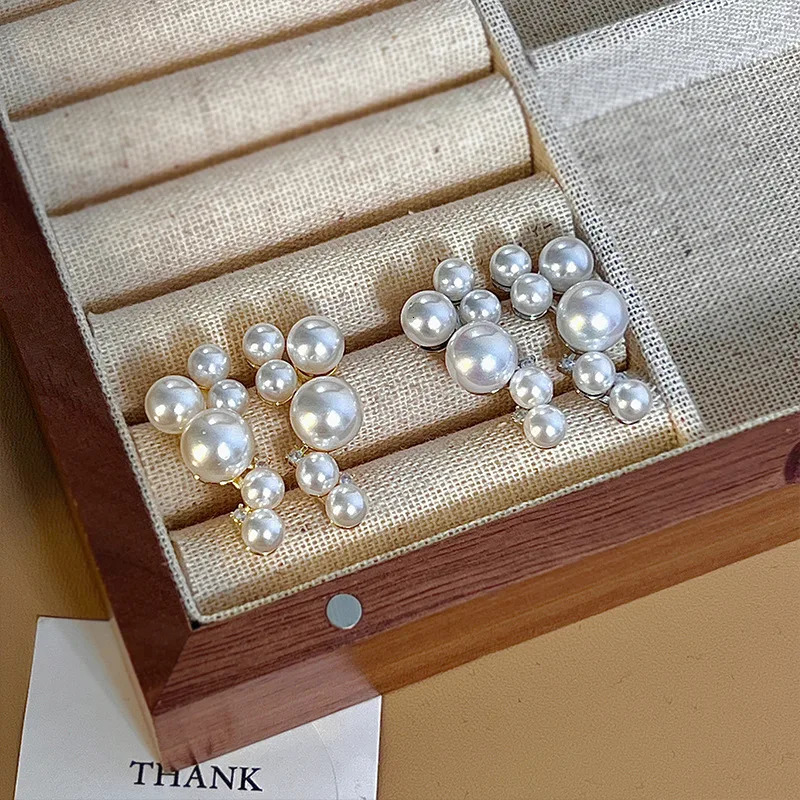 Irregular Metal Pearl Crystal Earrings European And American Style Personalized Fashion Stud Earrings Girls Travel Accessories 250409