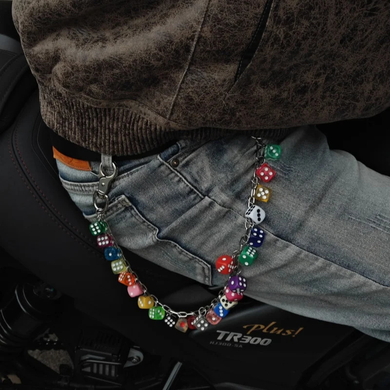 DIY Lucky Color Dice Pants Chain Fashion Mens and Womens One Waist y Accessories Hip Hop Keychain 250410