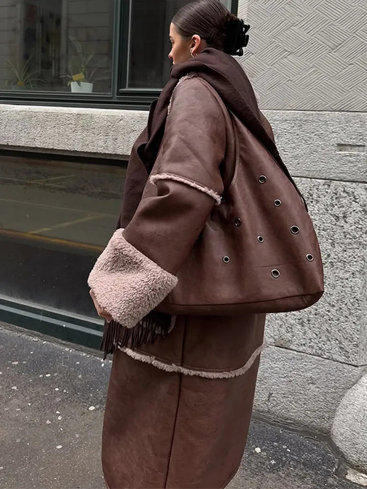 Warm Faux Fur Long Jackets Women Fashion Big Lapel Single Breasted Solid Flush Thicken Coats Female Winter Chic Outwear 251110