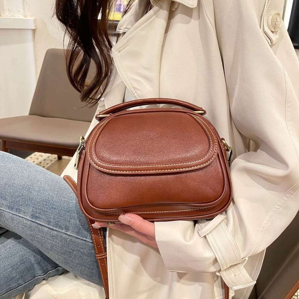 Top Layer Cowhide Single Shoulder Crossbody New Vintage Handbag For Women Fashionable Versatile Simple Small Round Bag High Quality