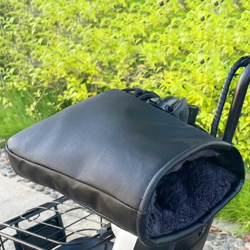 Motorcycle Winterization Waterproof Steering Sleeve Accessories Winter Handle Cover Mof Arm Warmer Warmers Goods Biker Gloves S25118