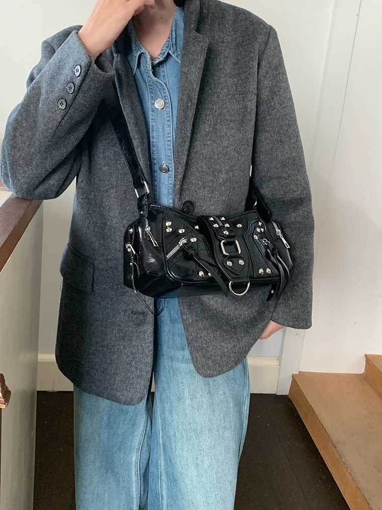 Locomotive Underarm Bags for Women FAshion Design Hot girls Zipper Shoulder Bag RETRO PU Leather Messenger Bag Handbags K251110