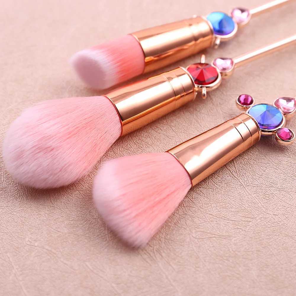13 PCS Sailor Moon Makeup Wand Weapon Brushes Set Eye Shadow Foundation Cosmetic Brush Eyeshadow Blush Beauty Soft Make Up Tools L251110