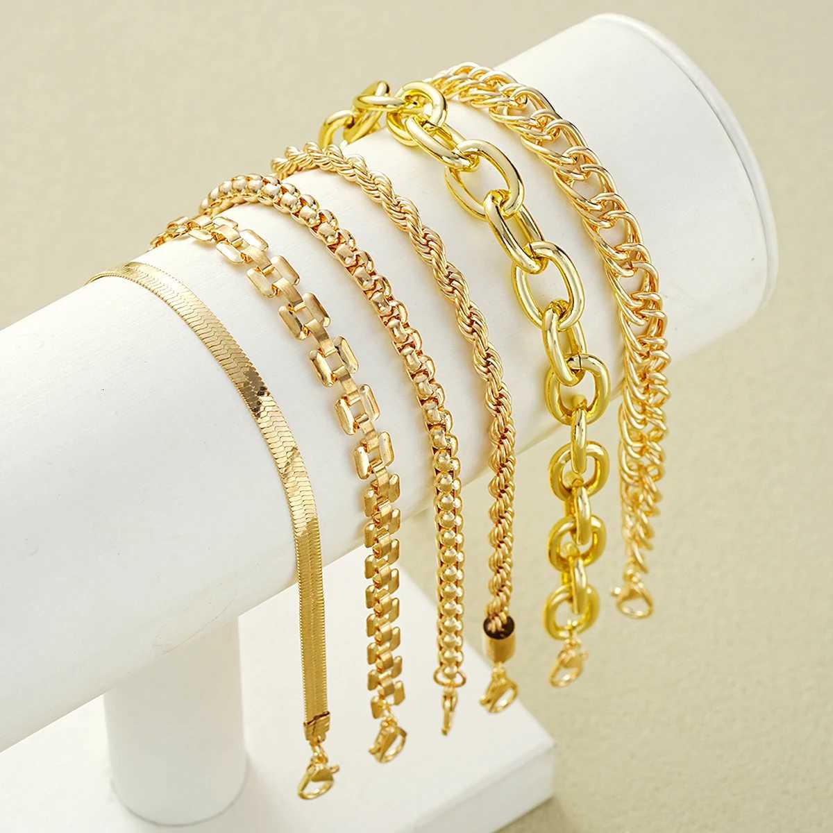 6Pcs/Set Chunky Twisted Cuban Chain Bracelets for Women Simple Gold Color Metal Waterproof Bracelets Sets Fashion Jewelry GiftsT251110