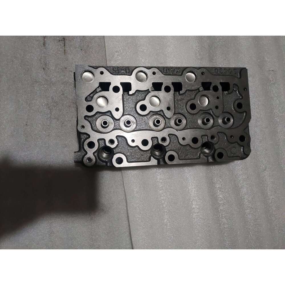 D1703 Diesel Engine Cylinder Head for Kubota Excavator Tractor Loader