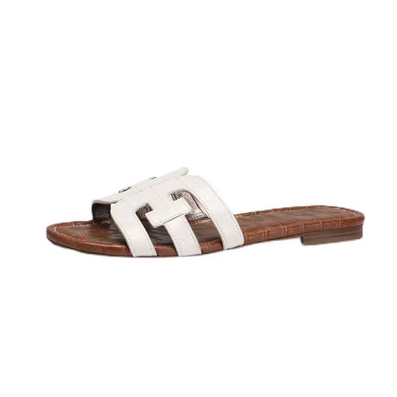 hot free shipping designer Sandals for women casual outdoor flat slipper Versatile classic Fashion shoes