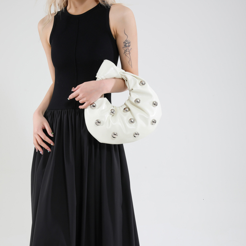 Trendy Underarm Bag Korean Style Fashion Rivet Shoulder Bag Women Versatile Pearl Handheld Dumpling Bag Trendy 251110