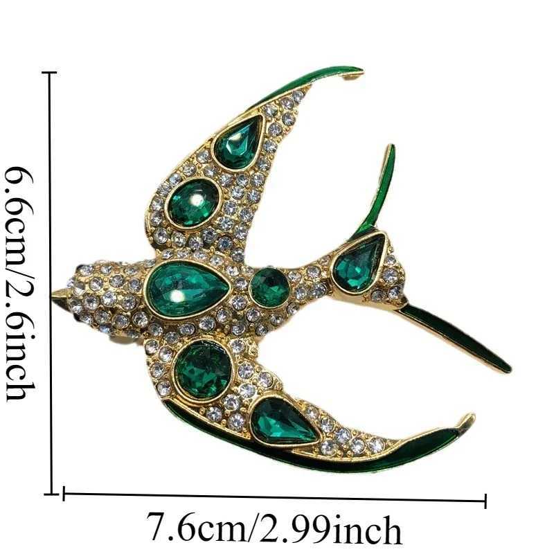 Baroque Luxury Rhinestone Simulated Swallow Design Womens BroochHoliday Party Favor PinsSuit Coat Jewelry ClothingAccessoriesW251110