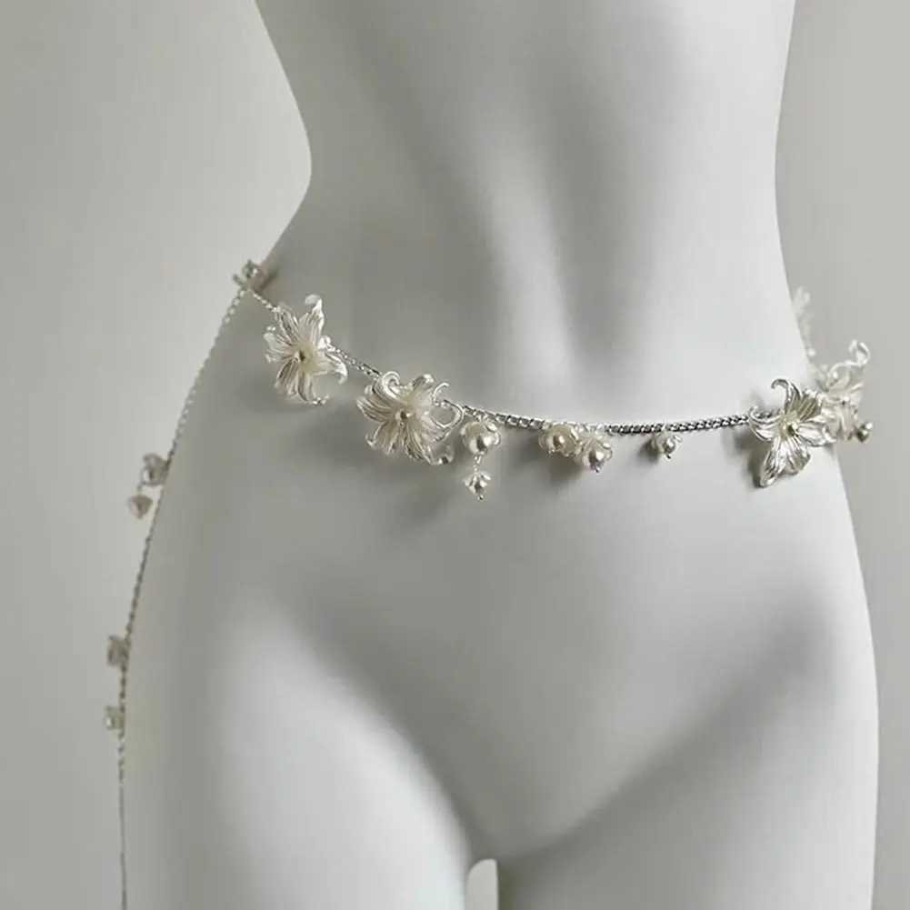 Fashionable Y2K vintage Mtilayer pearl waist chain strap - a fashionable body jewelry accessory suitable for parties and casual wear X250410