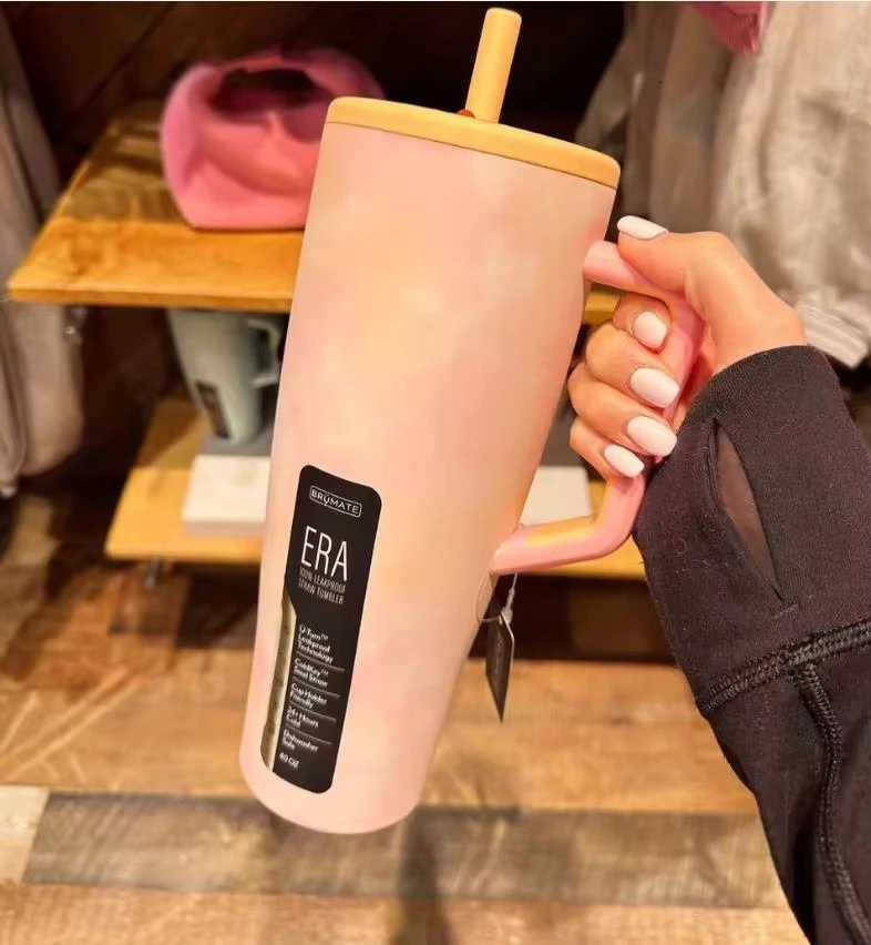 Fashionable cup 1L Large Capacity Water Bottles In Various Styles Insated Cups In Vacuum uCps Stainless Steel Ju And Milk Tea Car Cups Y251110