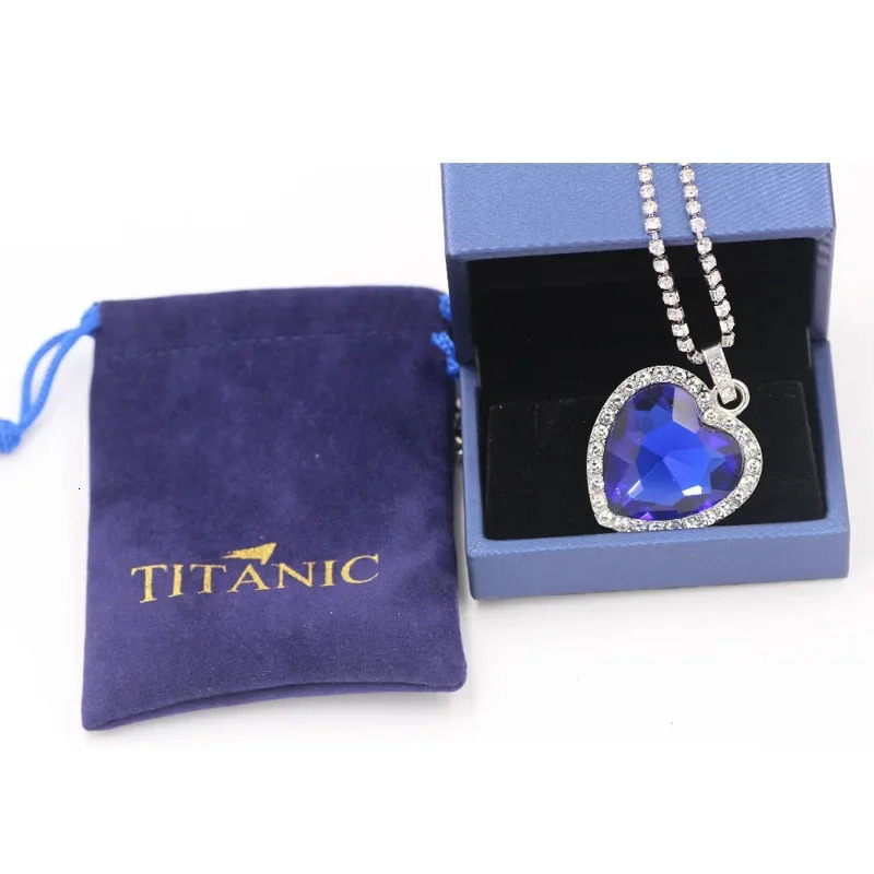 Ocean Heart Titanic Blue Pendant NecklaceVelvet Bag Fashionable Sparkling Full Diamond Eternal Love Red Sweater Chain 251110