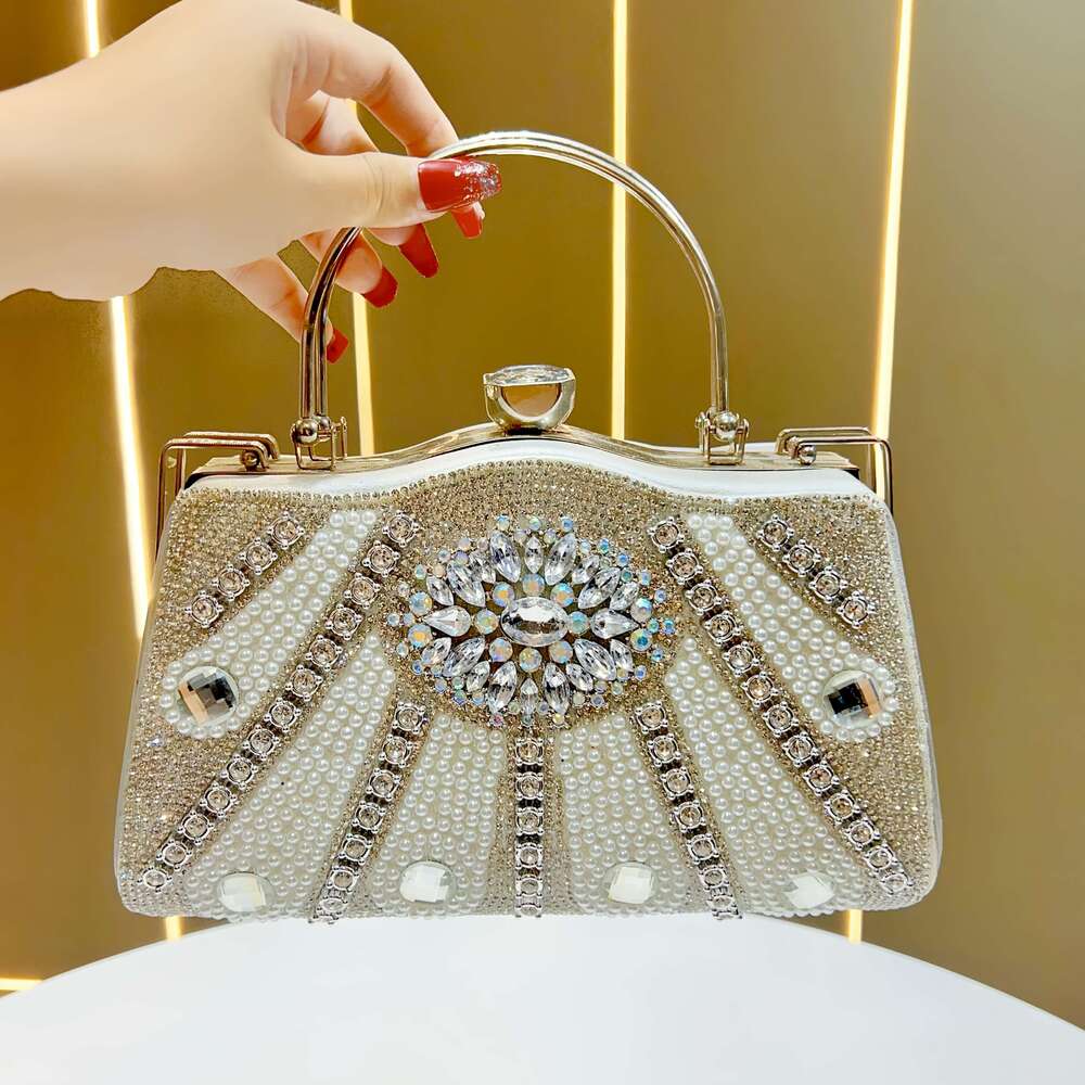 Fashion versatile evening bag, exquisite handbag, crossbody bag with rhinestones, suitable daily parties, gatherings, outings, weddings, can be used a
