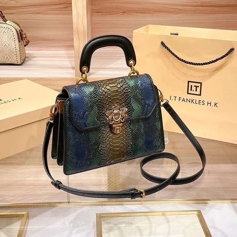 Light Brand Women's Handbag For Spring And Summer 2025, New Design By Women's Designer, High-quality High-end Elegant Single Shoulder Contra