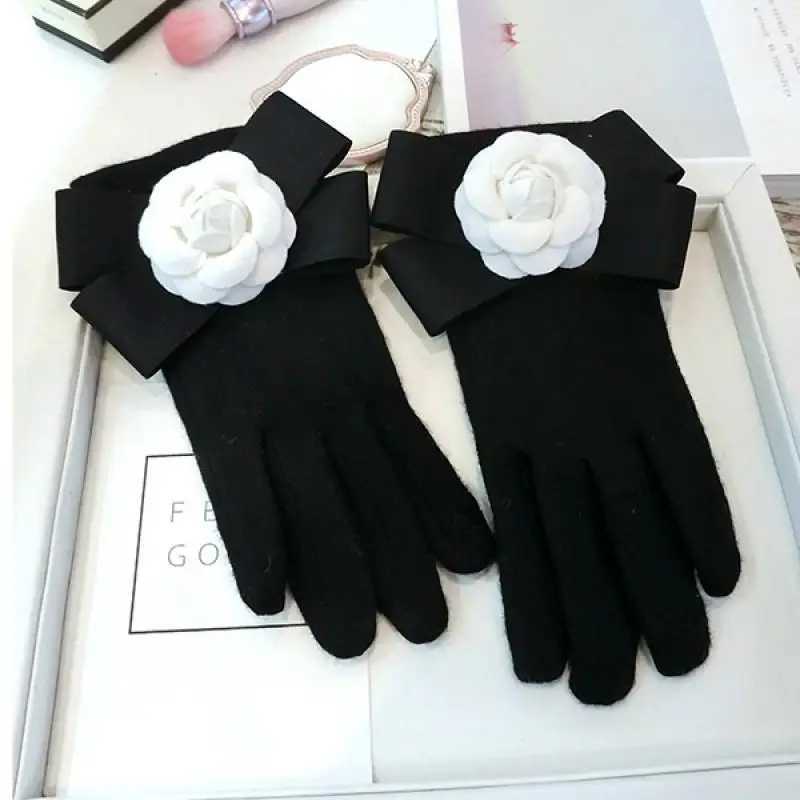Cashmere Winter Gloves Bowknot Camellia Cashmere Womens Gloves Fashion Korean Style Warm Touch Screen Gloves A386 L251110