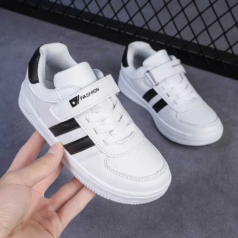 White Leather Classic Kids Casual Board Shoes with Fashion Black Stripes Boys Girls Non-Slip Sole Lightweight Sports SneakersT251110