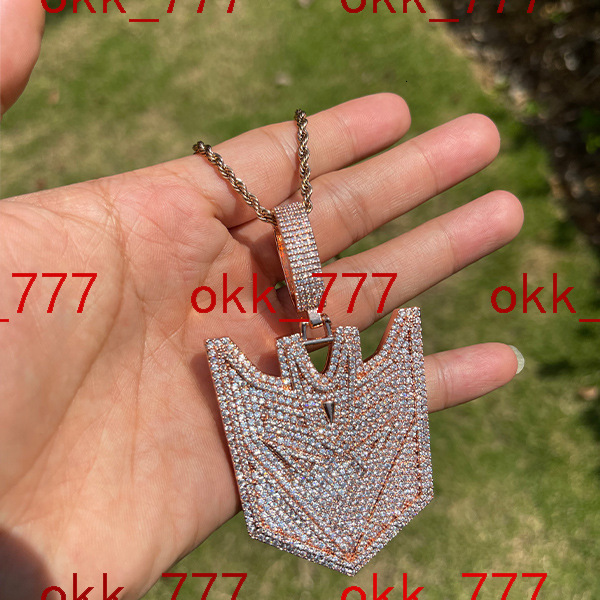 Hot selling deformed steel full diamond necklace unisex Moissanite chain jewelry pendant new style