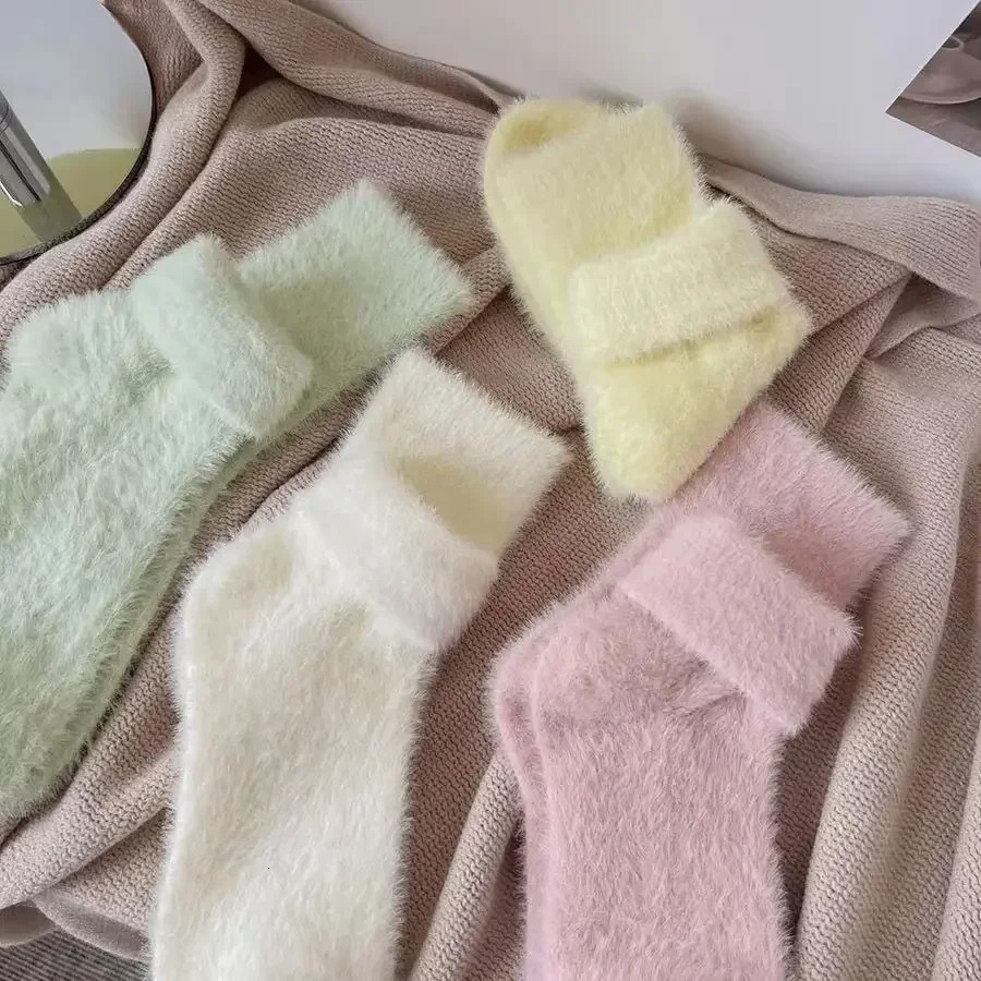 Thickened Warm Coral Fleece Sweet Cute Mink Fleece Socks Autumn for Women Winter Mid-tube Socks Sleeping Sock Kawaii Socks 251106