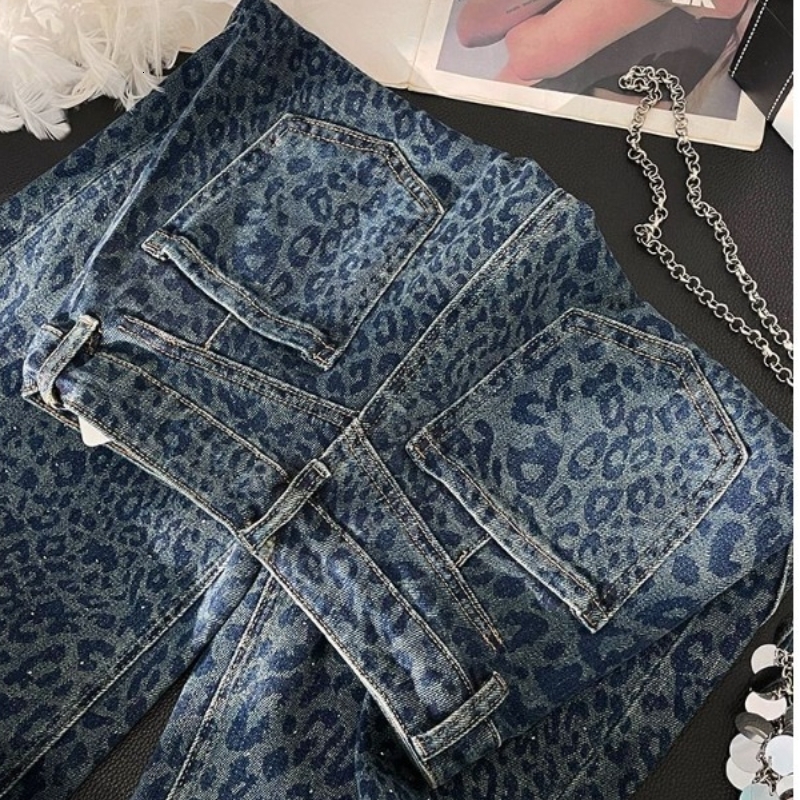 American Retro Leopard Print Jeans Loose and Versatile Trousers Womens Autumn Winter Heavy Industry Casual Pants Ins Z260313