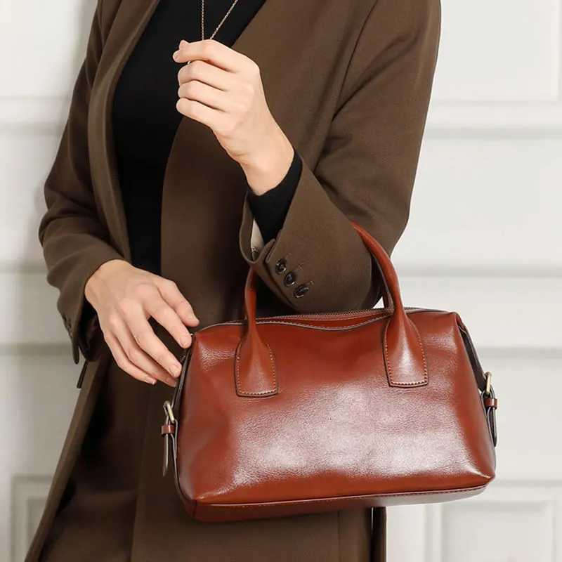 Genuine Leather Womens Bag Vintage Luxury Designer Boston Handbag Women Versatile Shoulder Bag Cowhide Female Crossbody Bags K251110