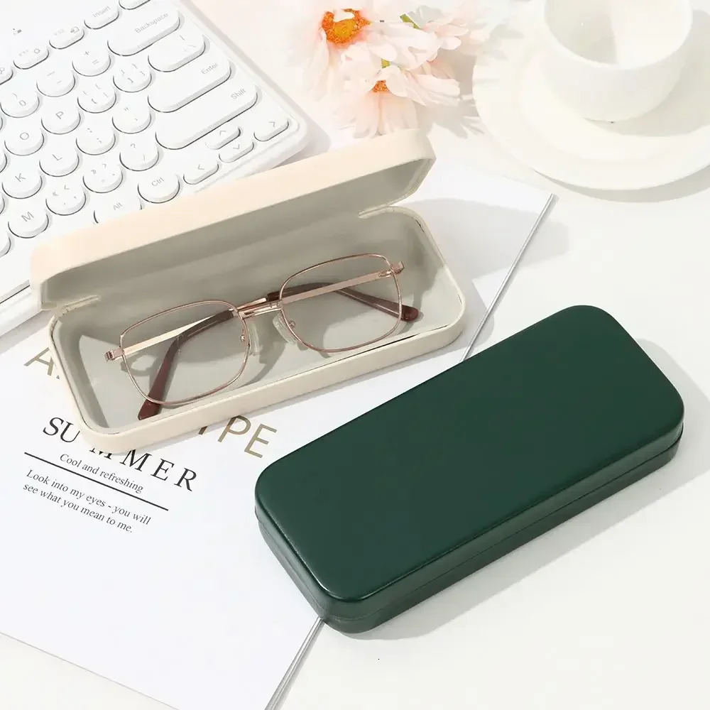 Retro solid color glasses case simple and elegant style sunglasses case glass box iron box 250409