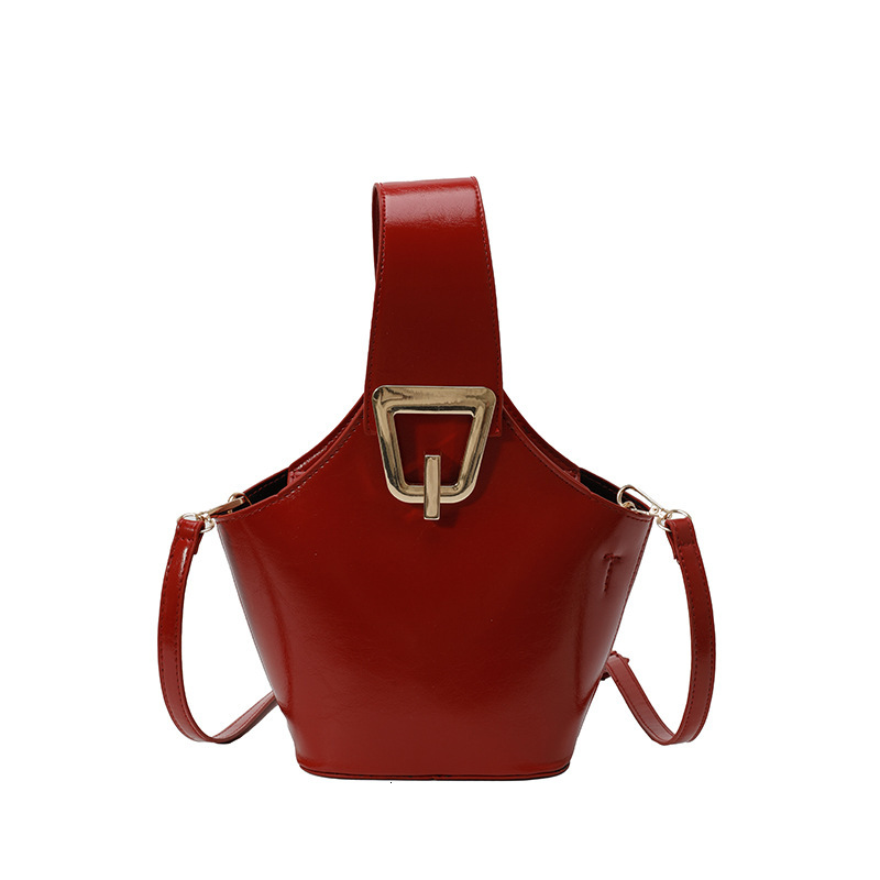Small Niche Fashion Bucket New Women's Designer Bag Large Capacity Handbag High-end Multifunctional Shoulder Crossbody Bag Elegant Outdoor Travel