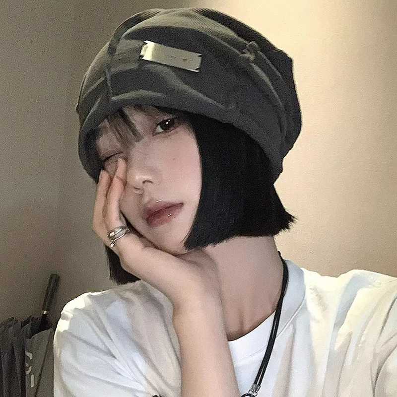 Spring Autumn Women Pullover Cap Fashion Metal Label Baggy Slouchy Beanie Solid Color Skullcap Korean Girl Windproof Warm BonnetXJ251110