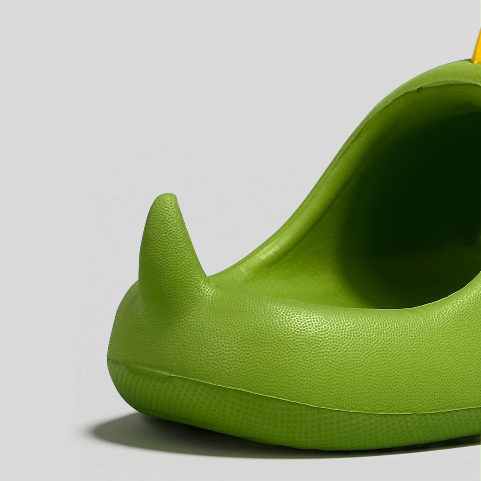 Dinosaur childrens 3D EVA slider for boys and girls indoor and outdoor bathroom anti slip and wear-resistant sandals for all seasons 250409