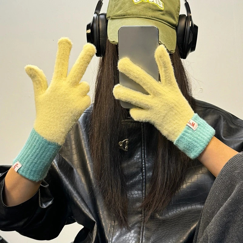 Dopamine Solid Color Five-fingered Gloves Warm Women Gloves Touch Screen Fingerless Gloves Student Girls Winter Accessories 251106