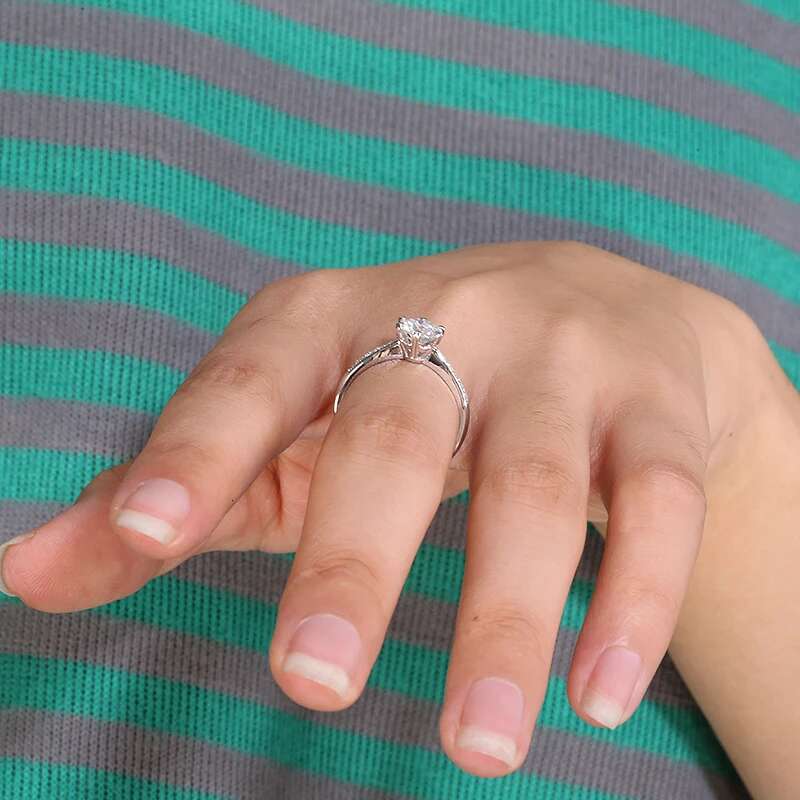 1.0ct DE Color Round Excellent Cut CVD Lab Grown Diamond Engagement Ring 14K White Gold