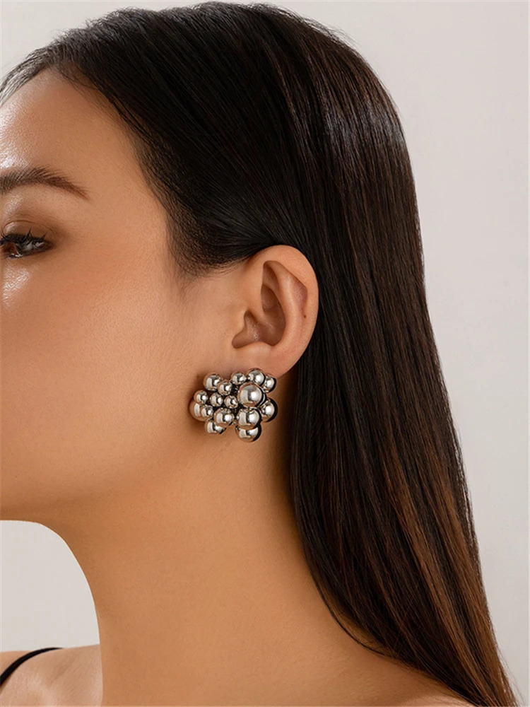 Fashion metal geometric beaded earrings for women exaggerated -selling bead earrings versatile 250409