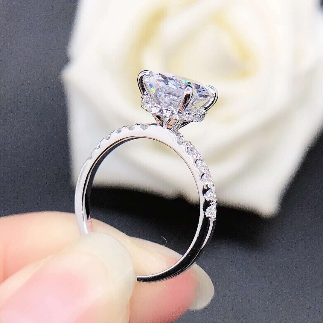 Starry Luster 2.5Ct 10X7mm Oval Cut D Color VVS1 Clarity Moissanite Engagement Ring AU585 14K White Gold R168