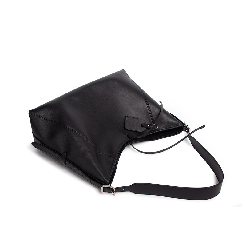 Winter new leather textured commuting handbag new designer bag light luxury high-end large capacity women's shoulder bag