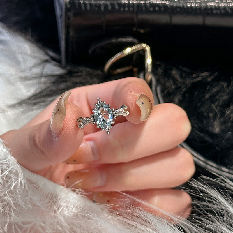 Natural Aquamarine S925 Pure Silver Ring Fashionable Women's Ring Designer Ring High-end Exquisite Design Inlaid Adjustable Women's Ring Jew