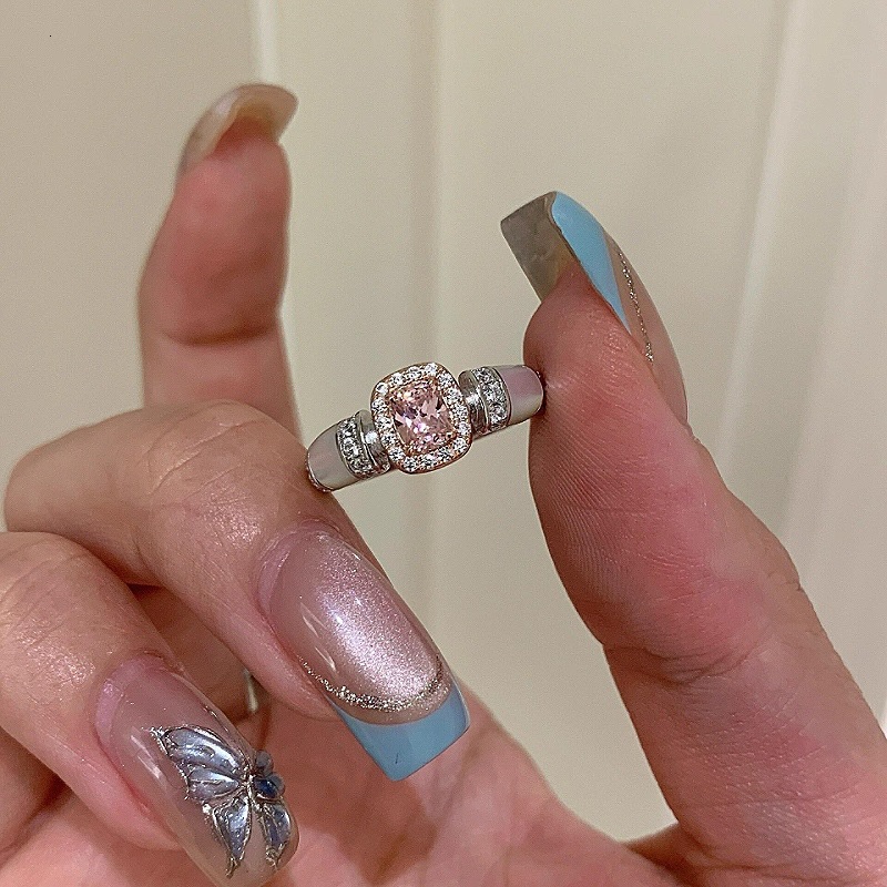 Natural Mother Of Pearl Hollow Sugar Cube Powder Diamond Micro Paved Zircon Ring Designer Ring Fashion Exquisite Fashion Ring Finger Ring