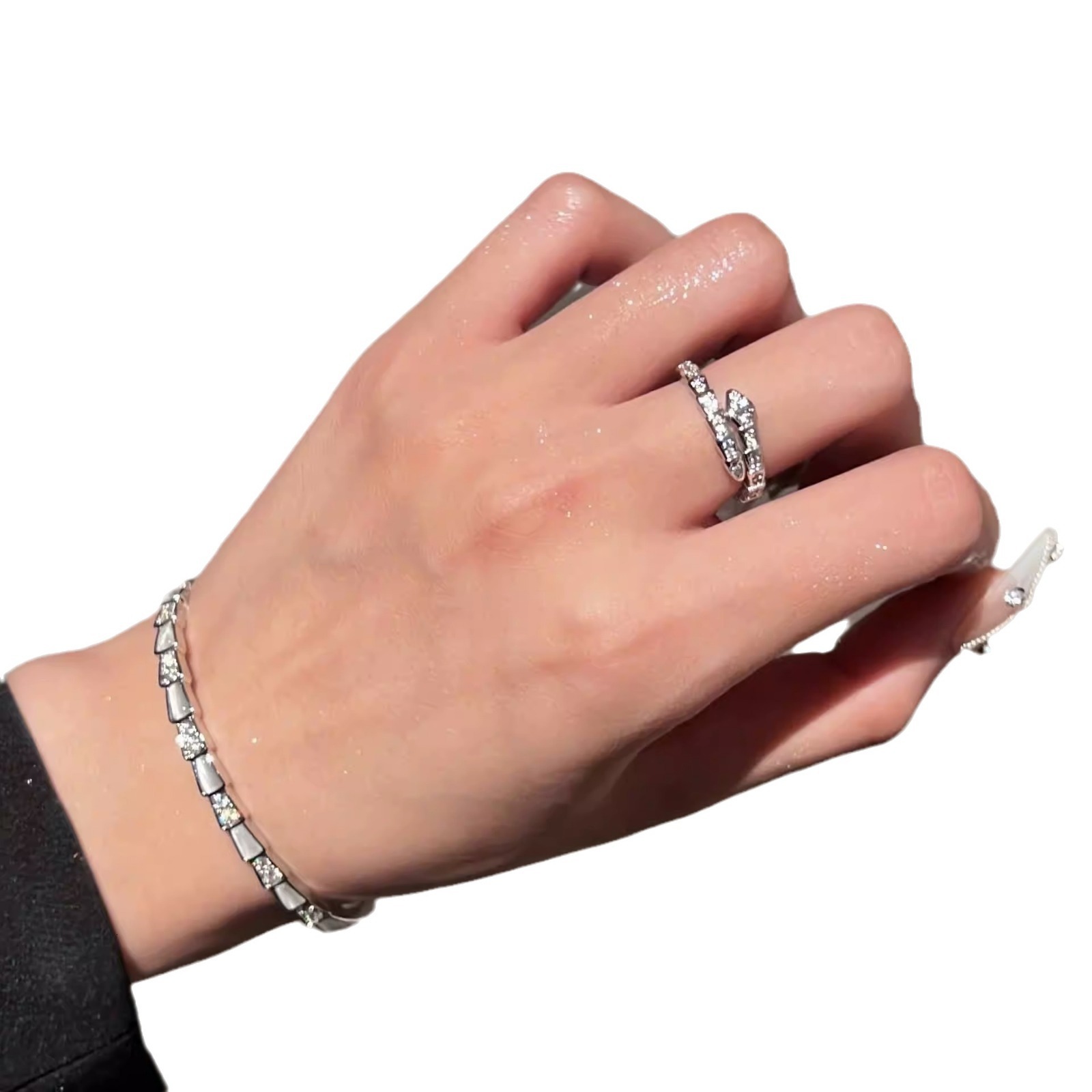 Sparkling Fashion Ring Diamond Snake-shaped Ring Silver Adjustable Ring High-quality Texture Simple Designer Ring Versatile Trendy Cool