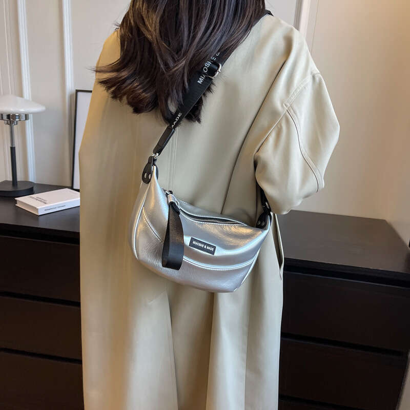 This Year's Trending Hot Item Niche Bags New Women's Fashion Super Popular Crossbody Korean Style Versatile Dumpling Bag