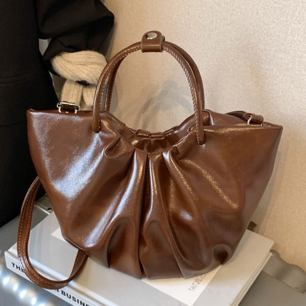 Elegant Ladies' Portable Hand Luggage Modern Look Meets Practicality