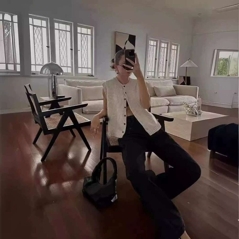 Cross-Border Vest Sweater Women's Casual Melad Style Versatile Single-Breasted Knitted Cardigan Top Women