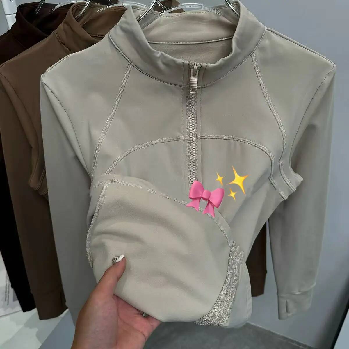 Yoga Women's High-end Standing Collar Long Sleeved Sports Jacket Training Fitness Top Windproof Running Suit