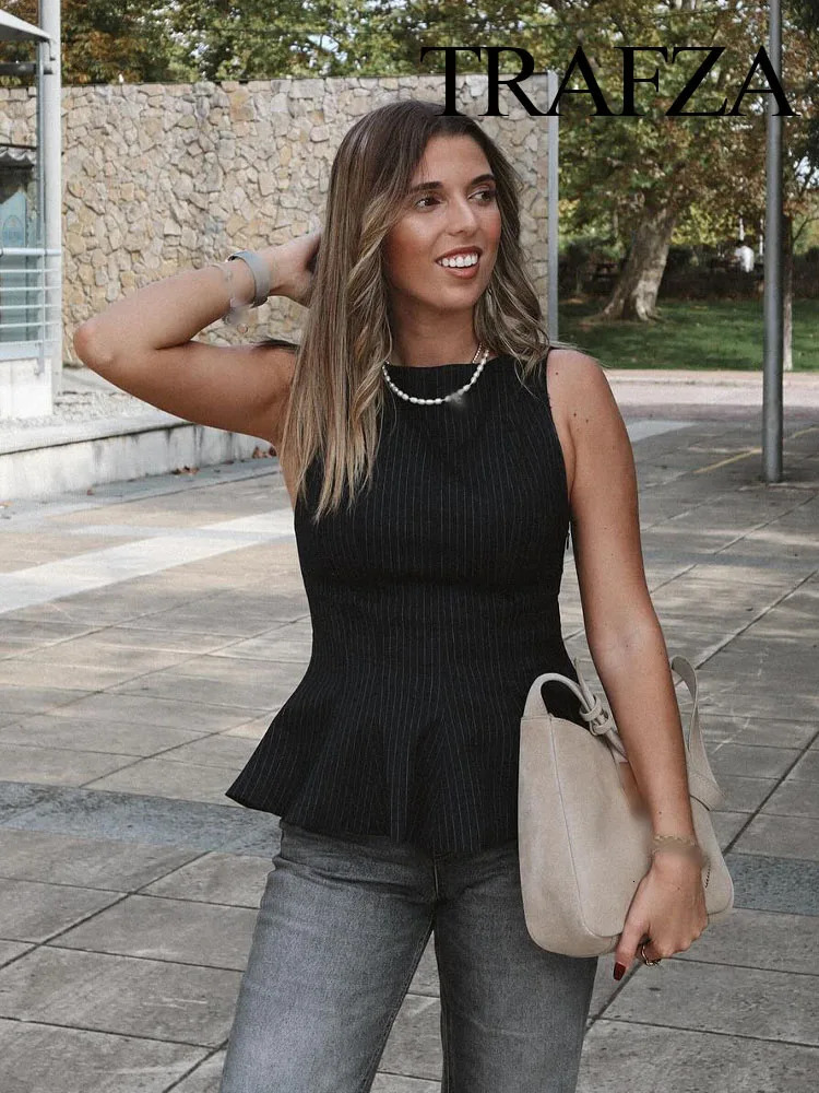 TRAFZA Womens Fashion Simple Stacked Decorative Slim Fit 3-Color Top Female Elegant Round Neck Sleeveless Ruffle Zipper Top 250408