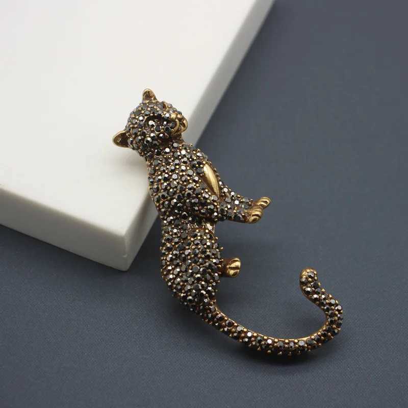 Vintage Animal Gem Brooch - Antiqued Leopard Brooch Understated yet Dramatic 3D Antique-Style Pin M168W251110